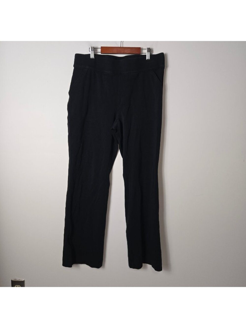 Duluth Trading Co Women's L x 31 NoGA Naturale Cotton Bootcut Pants UPF